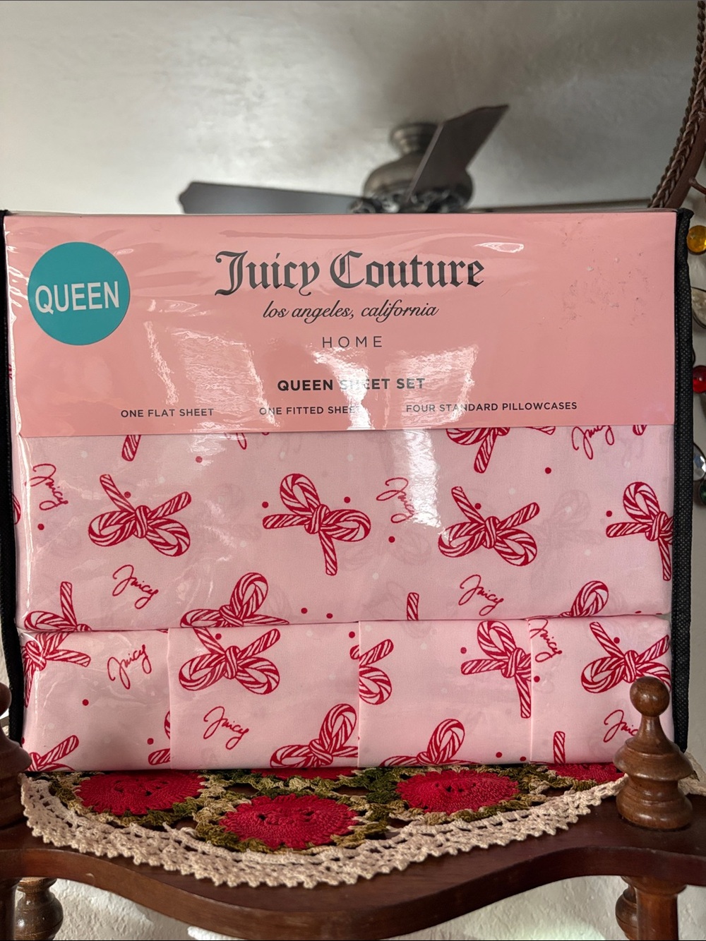 NWT Juicy Couture Queen Size Candy Cane Bows Sheet Set